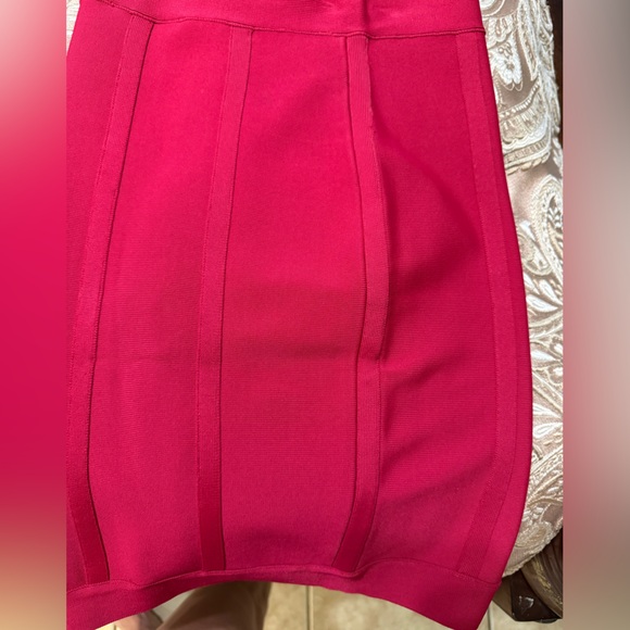 Bcbg Maxazaria Red Set. - Picture 3 of 4